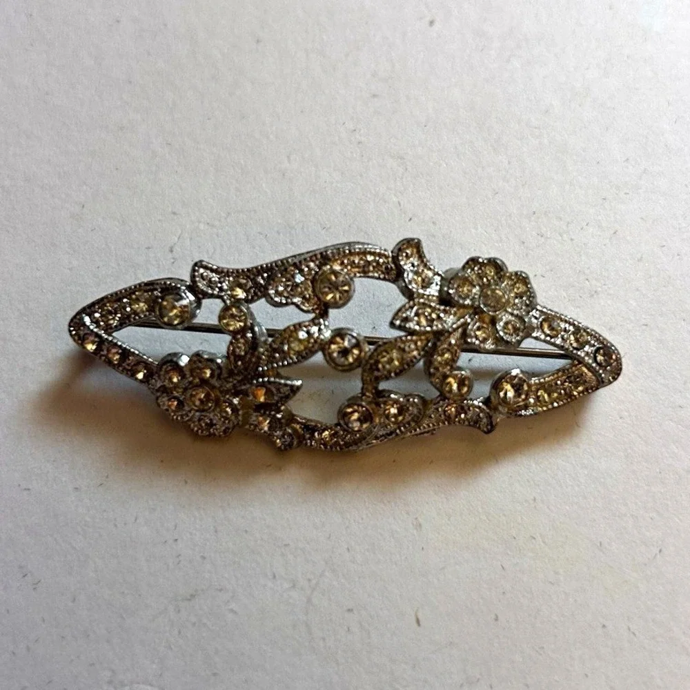 Silver Tone Flower Rhinestone Pin Brooch, White/Colorless Stones